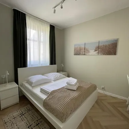 Miramar Hotel